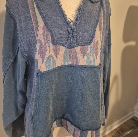 FREE PEOPLE Blue Hooded Baja Pullover poncho Like New Oversized  Hippie Boho - Picture 5 of 14